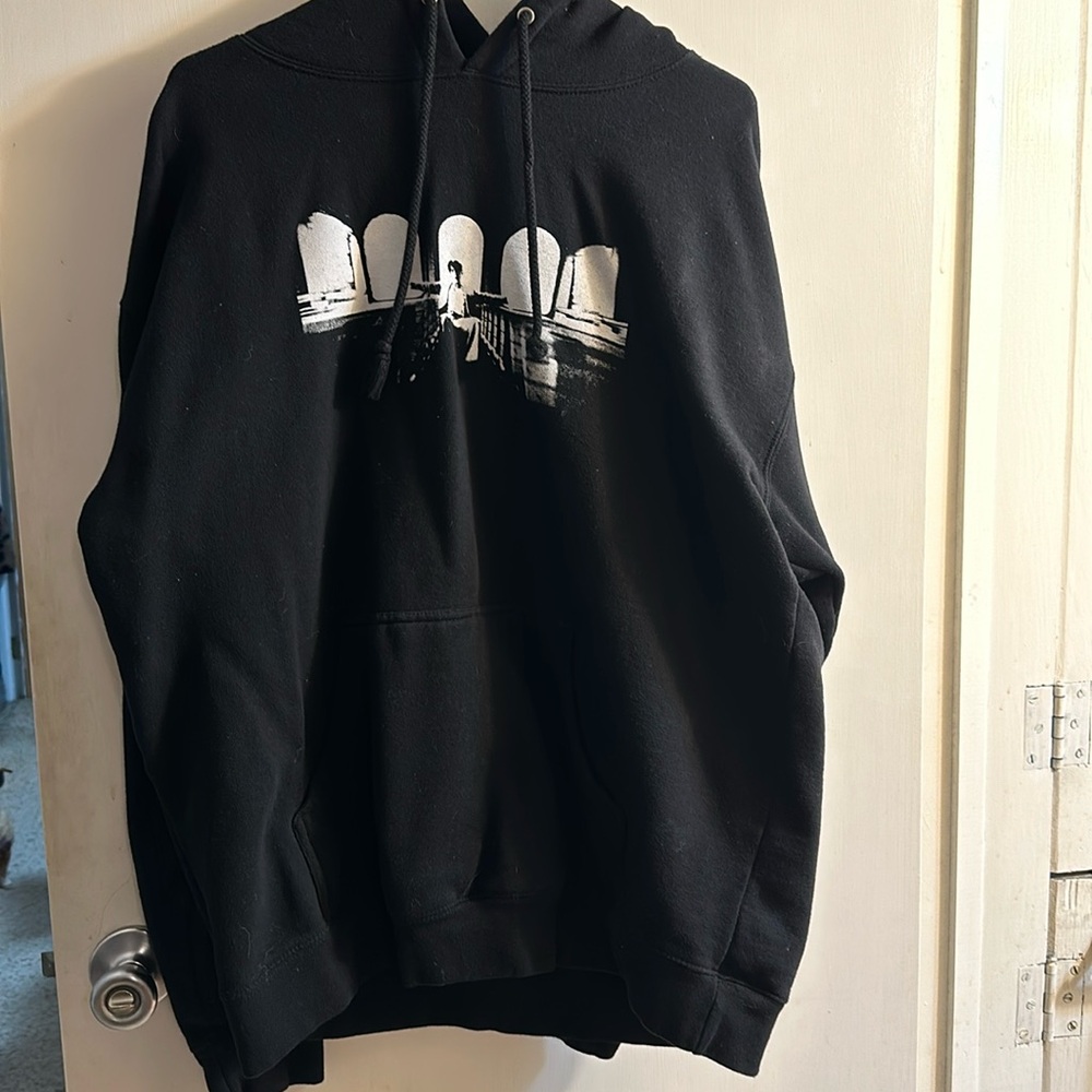 Eric Nam 2022 tour hoodie